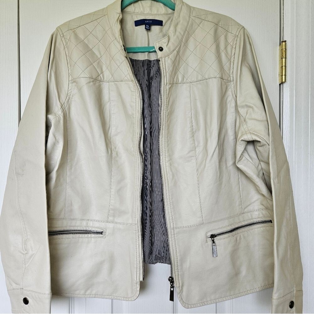 APT 9 Jacket - Picture 8 of 8